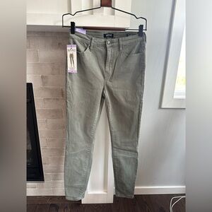 NWT Buffalo David Bitton Hanna high rise skinny pants| size 4
